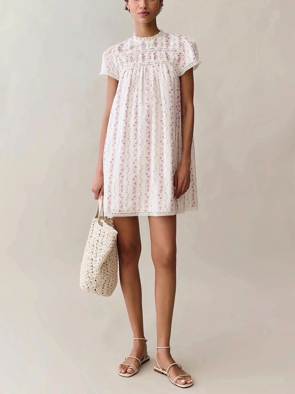 Few Moda sorella NWT Kiera 100% Cotton Floral Mini Babydoll Dress